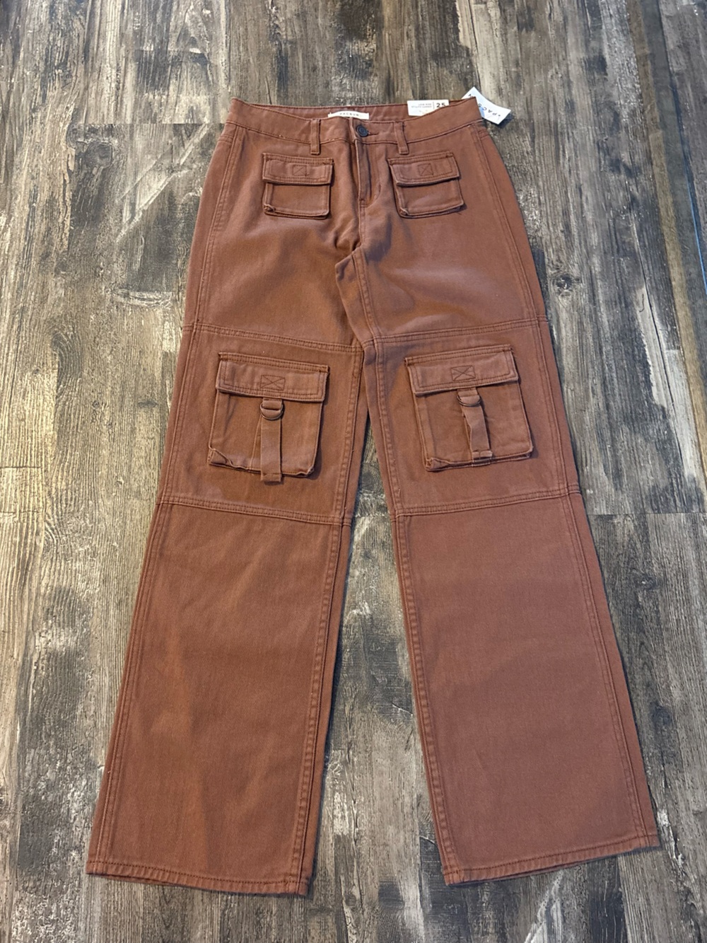 PacSun Women's Cargo Pants in Rust